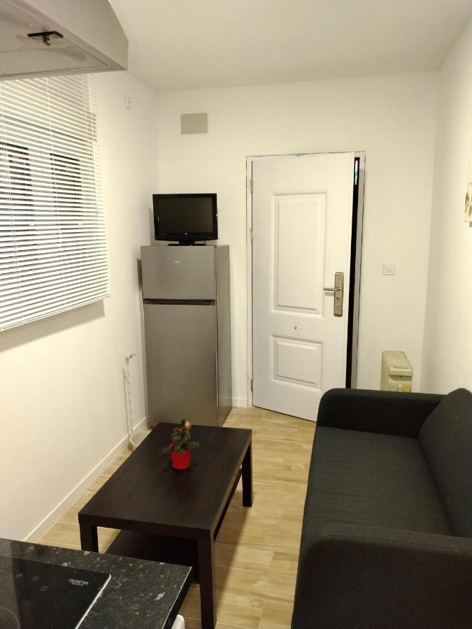 Apartamento A Madrid Bagian luar foto