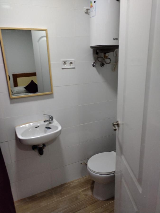 Apartamento A Madrid Bagian luar foto